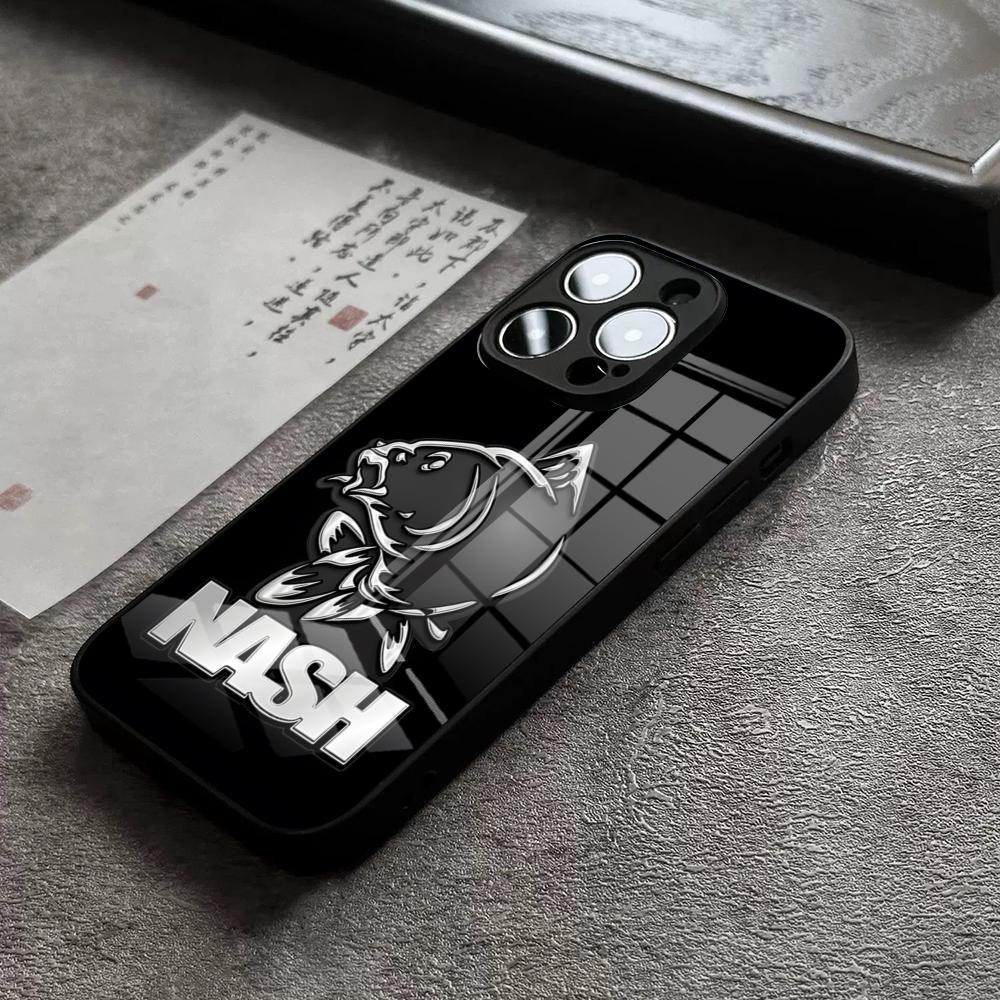 Etui na telefon Nash Fishing L – Tech Accessories Apple recenzja i cena