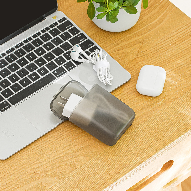 Pudełko do przechowywania kabl – Tech Accessories Desk recenzja i cena