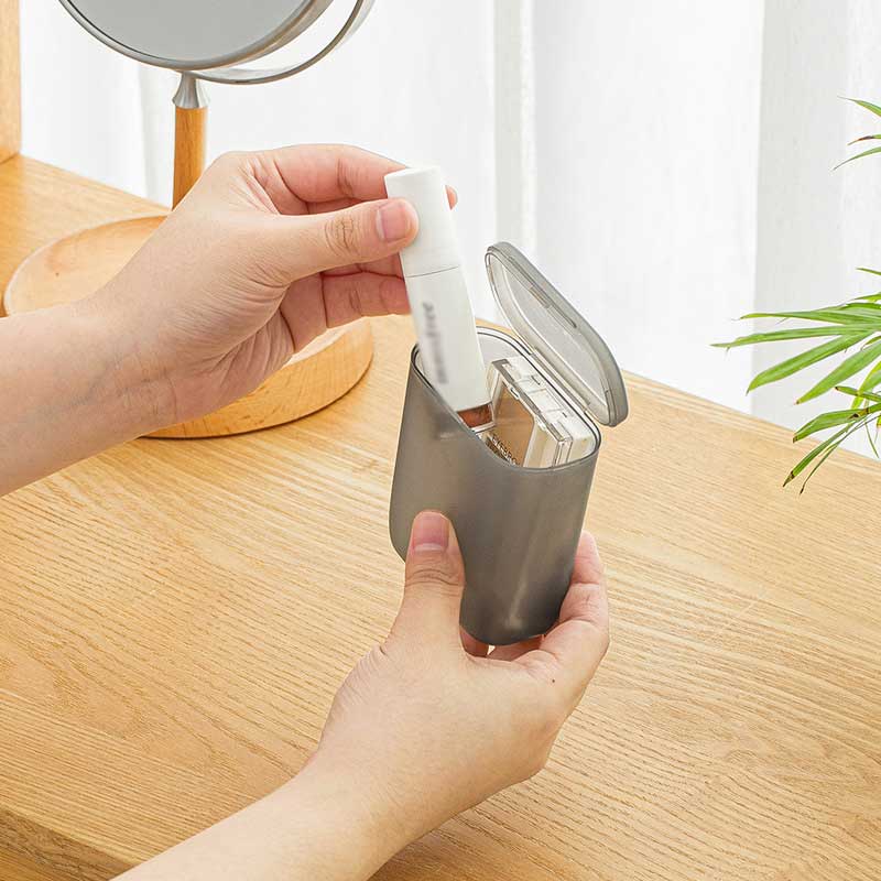 Pudełko do przechowywania kabl – Tech Accessories Desk recenzja i cena